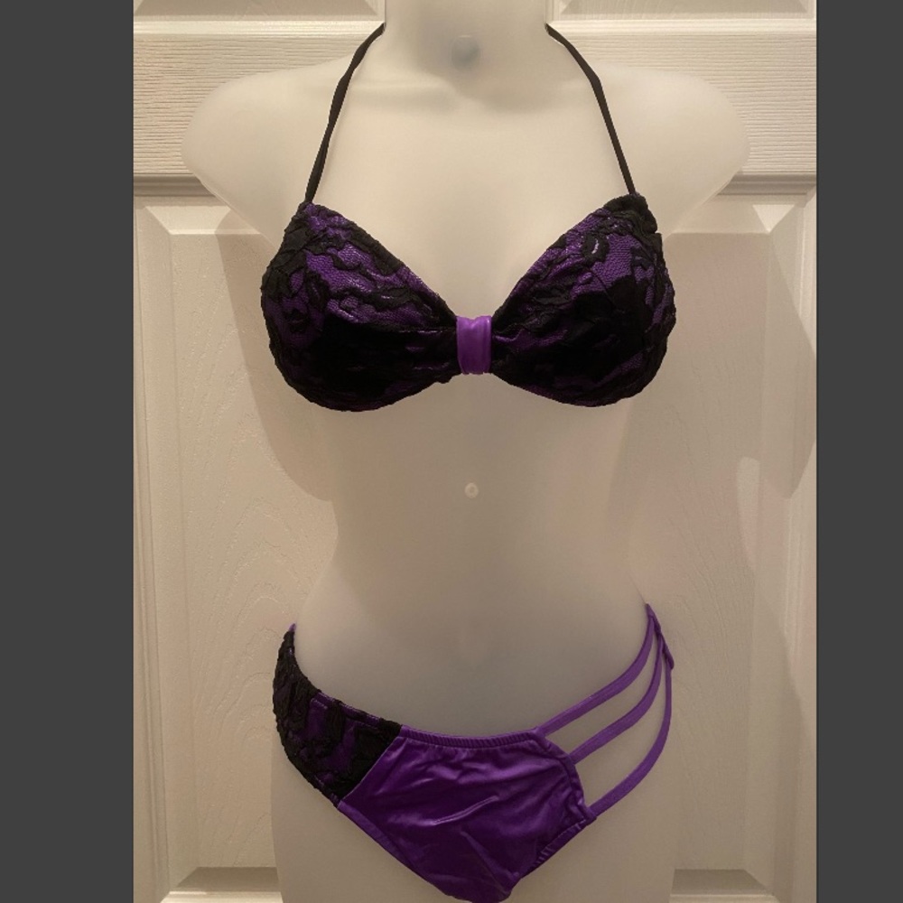 Satin & lace 2-piece bikini